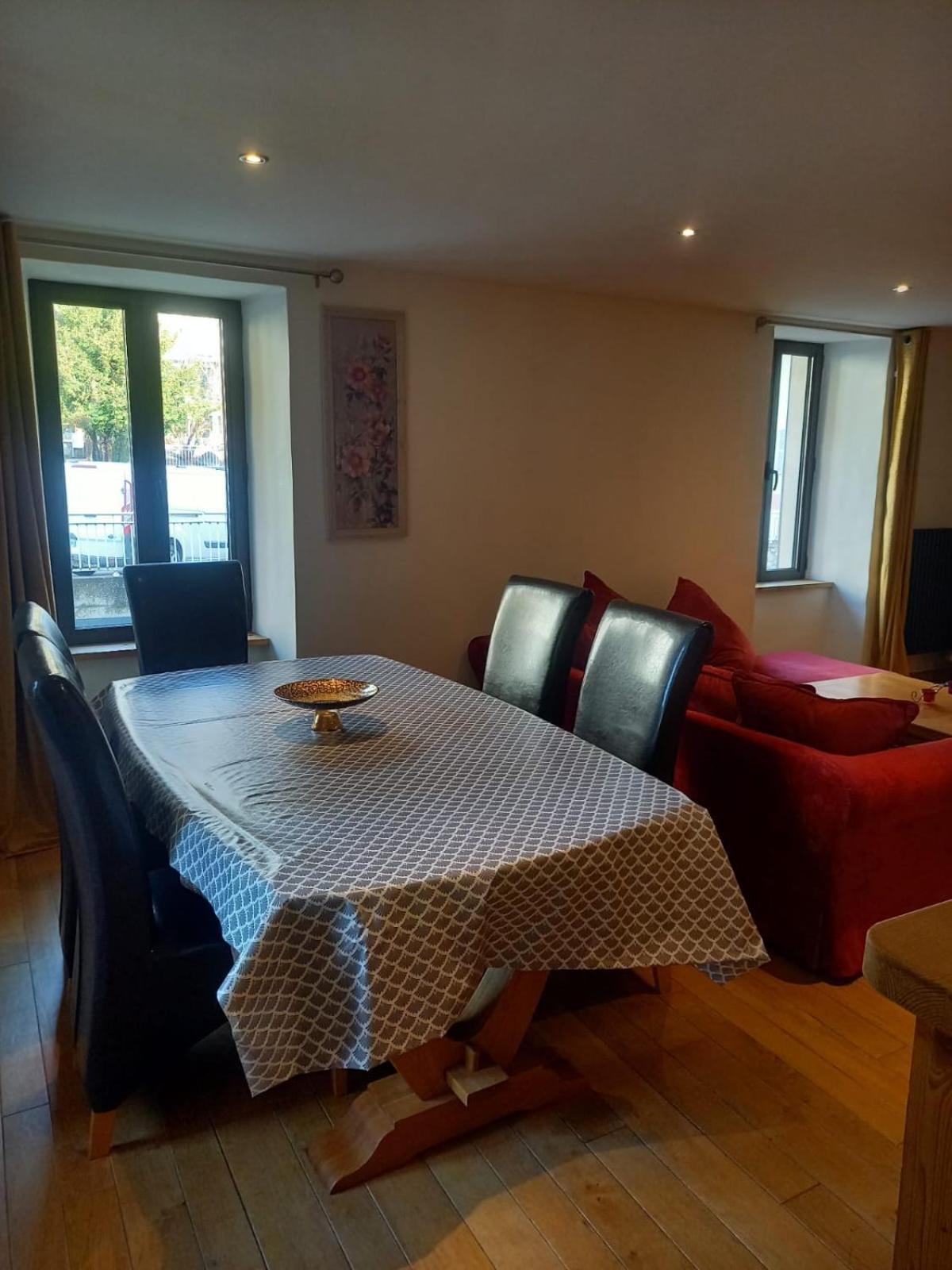 Appartement Centre Du Village Brides Les Bains Екстериор снимка